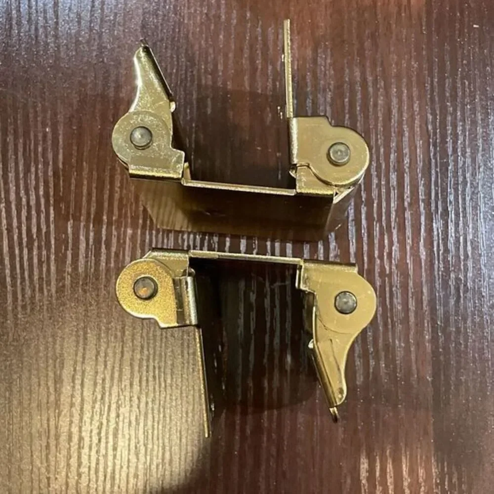 National Hardware N100-049 Satin Brass Double-Acting Spring‎ Hinge 3 L x 3 W in.